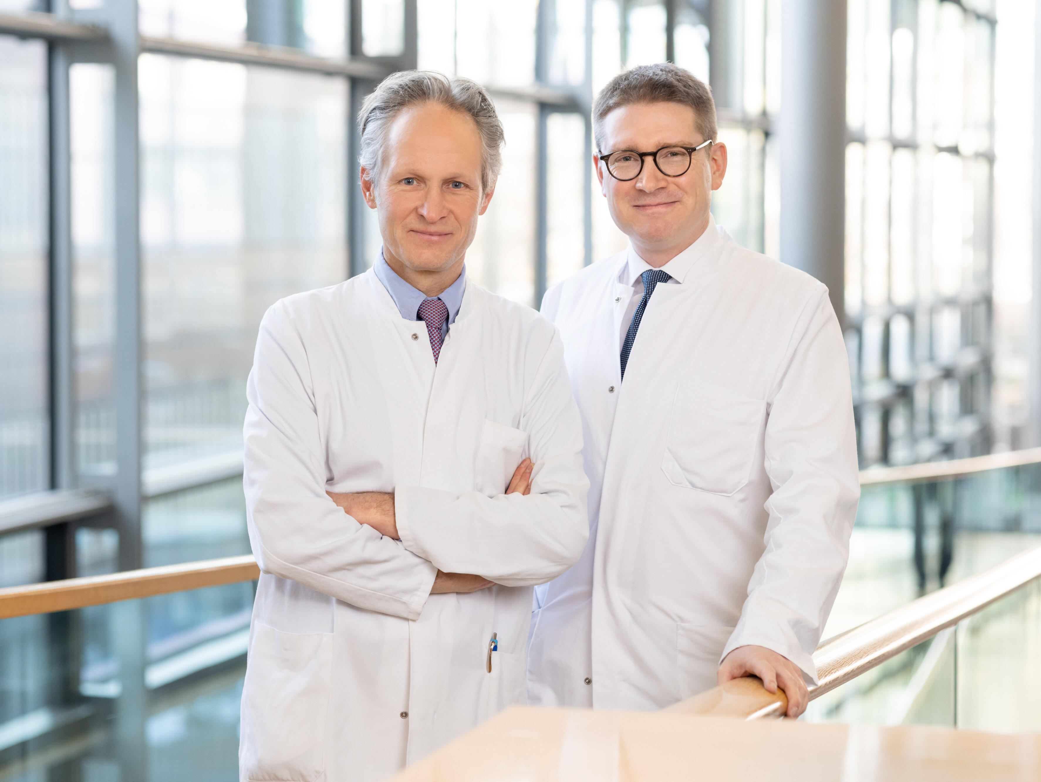 Univ.- Prof. Dr. med. David M. Leistner, Direktor der Klinik für Kardiologie/Angiologie und Prof. Dr. Thomas Walther, Direktor der Klinik für Herz- und Gefäßchirurgie